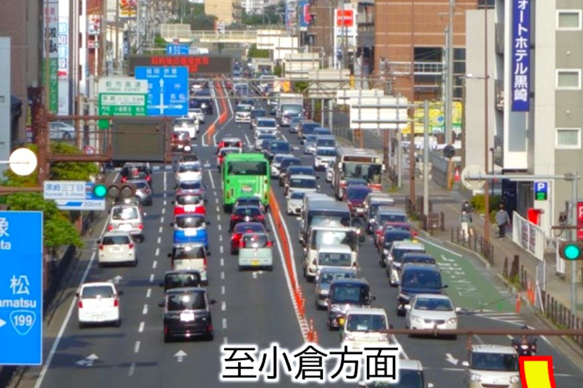 渋滞する黒崎の国道3号（画像：国土交通省）。