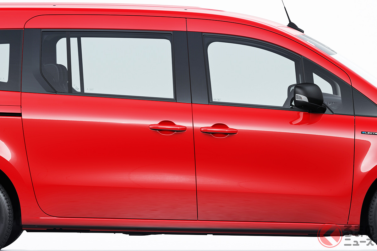 メルセデス・ベンツ新型「EQT」(ロングホイールベースモデル)