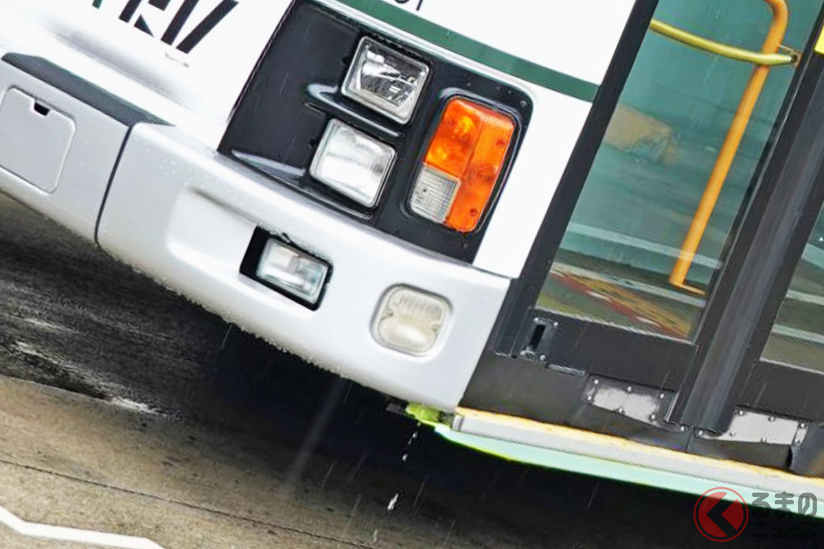 池袋営業所で営業運転を開始したいすゞ「エルガ」ベースの「レトロフィットEVバス」(5901号車)(画像:国際興業)