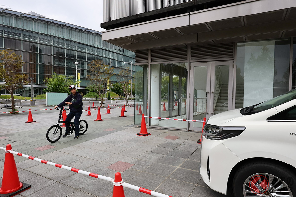 官民連携による様々な交通安全の取り組みが行われている(画像引用:トヨタ・モビリティ財団の過去事例)