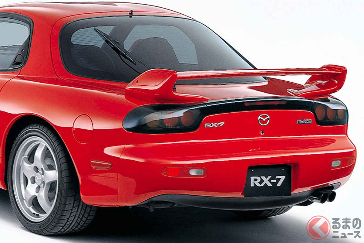 1991年から2003年まで製造された3代目のマツダ「RX-7」（FD3S型）