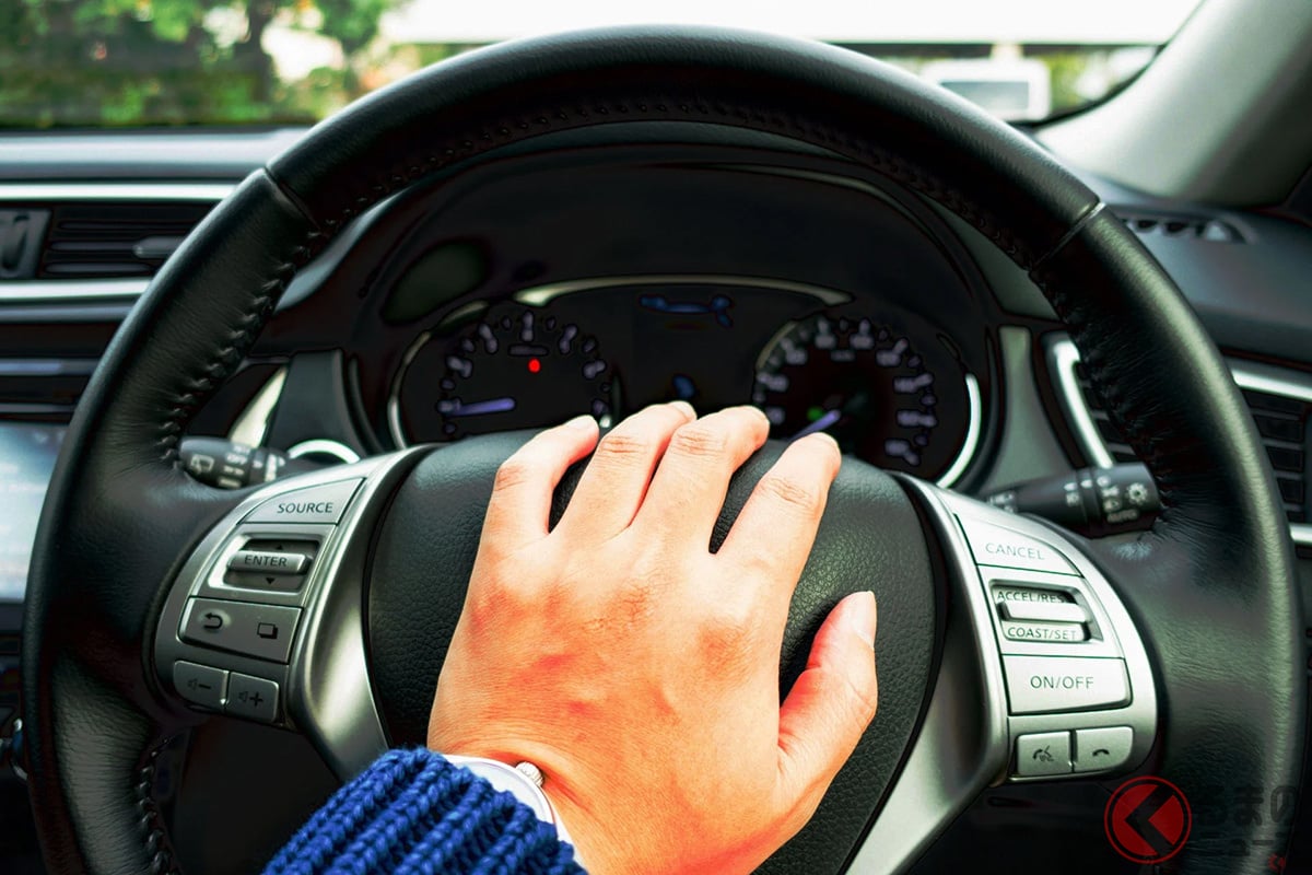 不必要なクラクションはNG…いつ使えばいいの?