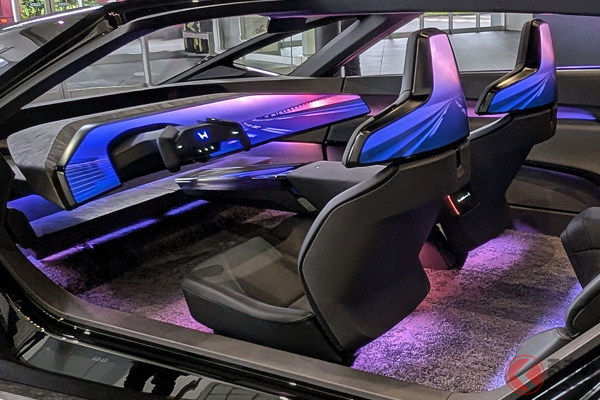 2026年に市販化予定のホンダ新型「サルーン」(コンセプトモデル)