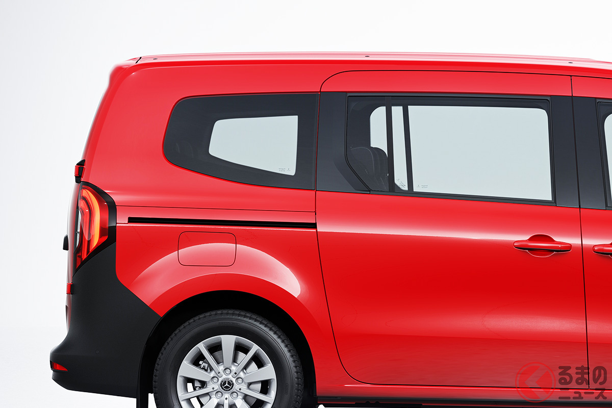 メルセデス・ベンツ「EQT」(ロングホイールベースモデル)