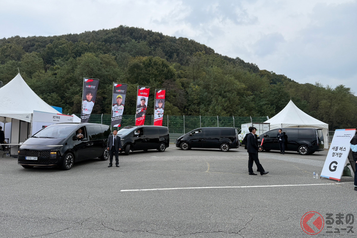 ヒョンデ「スターリア」だらけ! 送迎モデルとしての人気は高いらしい