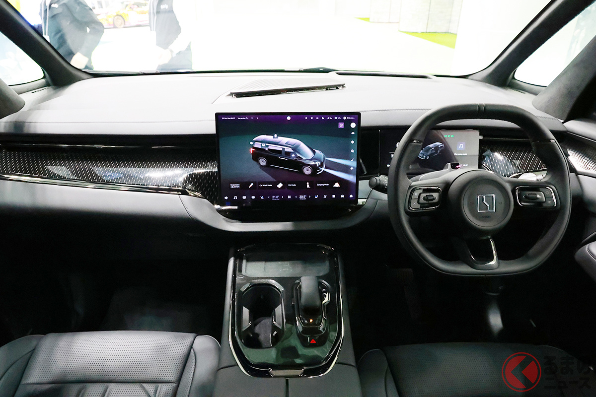 ZEEKR「009」のインパネ