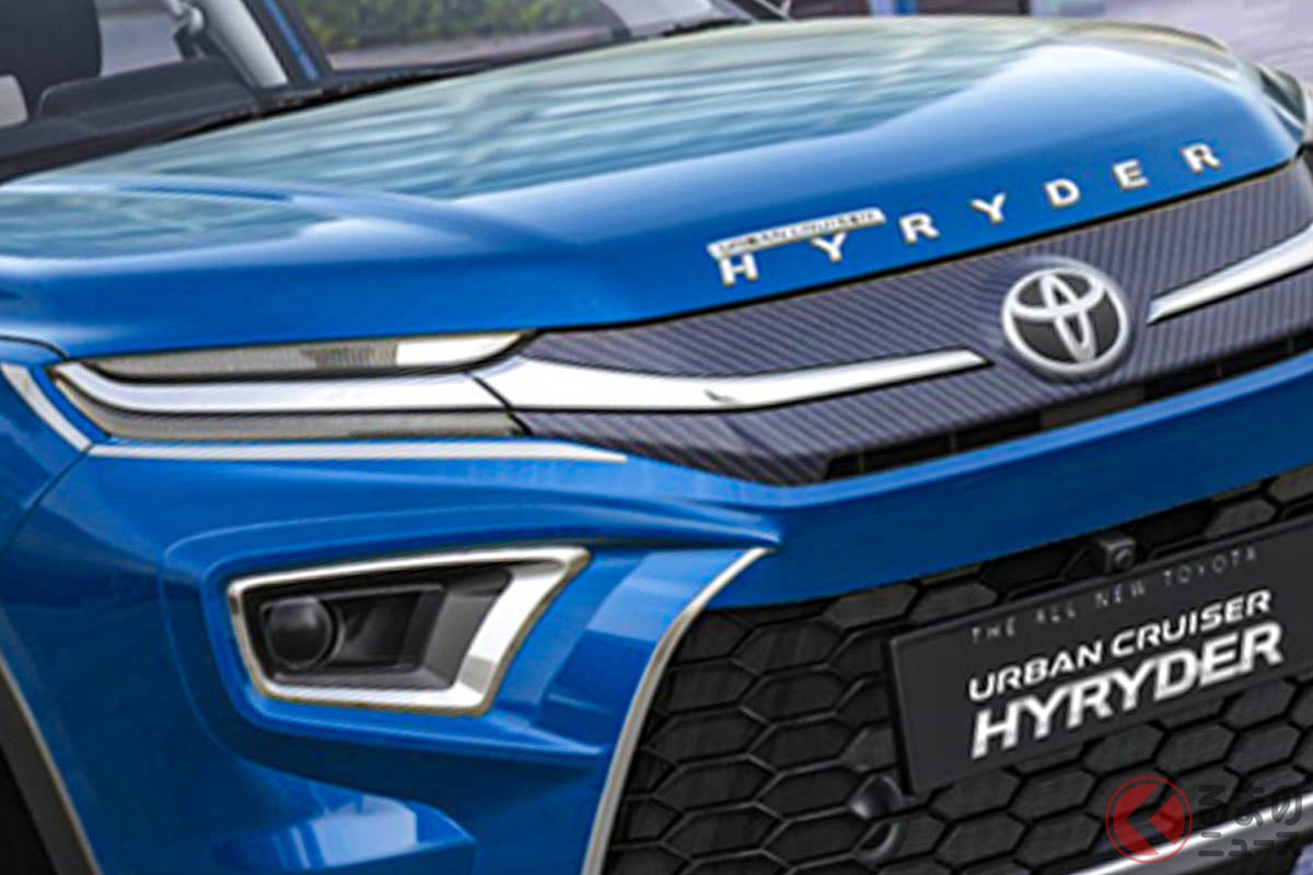 ボンネットエンブレムがユニーク!