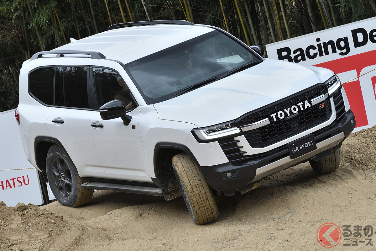 トヨタ「ランドクルーザー(300系)」