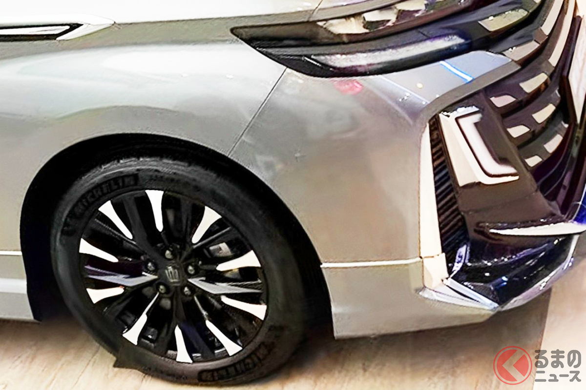 トヨタ「クラウンヴェルファイア」の豪華エアロ仕様とは?