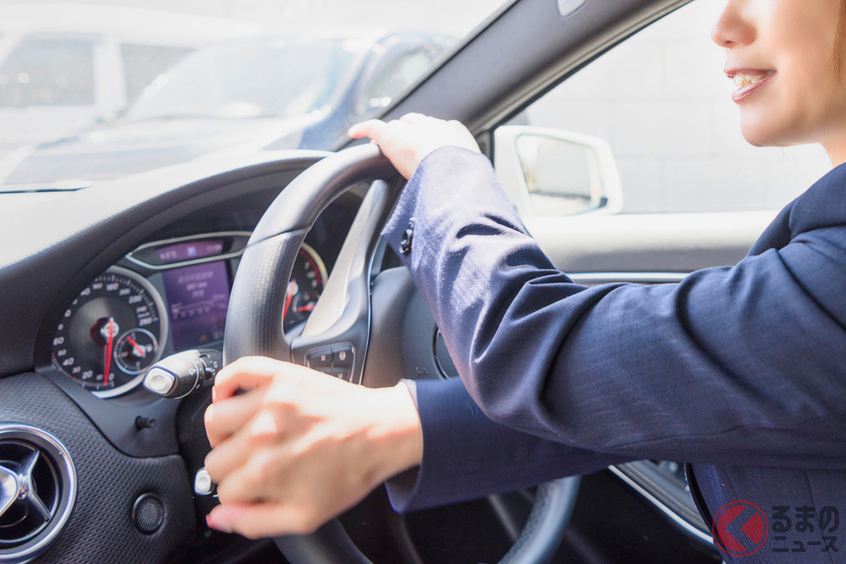 なぜクルマの停止状態で「ハンドルを切る」コトを「据え切り」というのか?