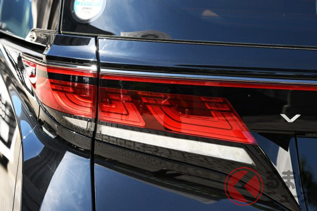 トヨタの「高級スポーティミニバン」がスゴい！ 「走りが楽しい」反響