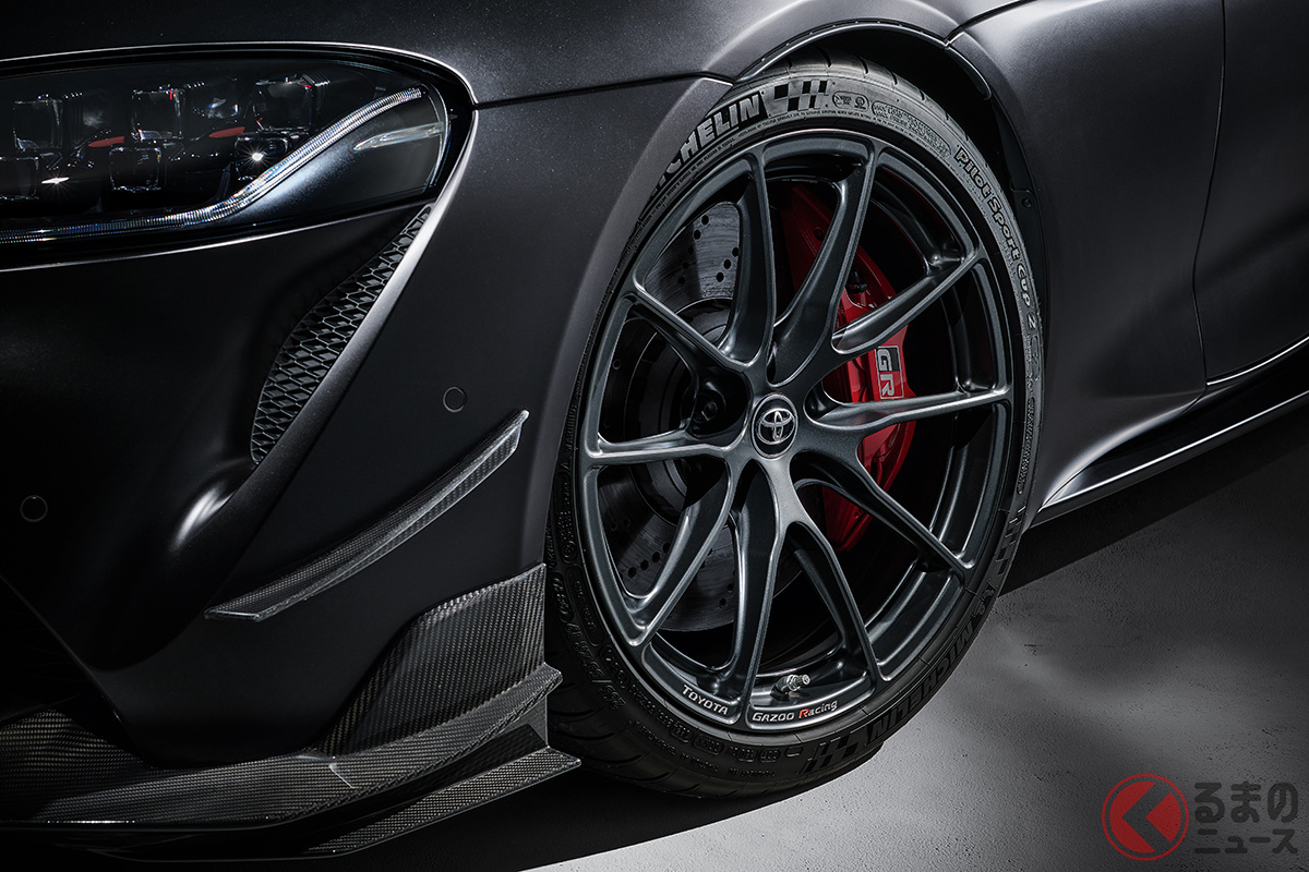 特に「A90ファイナルエディション」には専用装備がもり沢山!