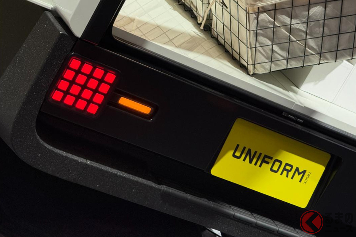 ダイハツ斬新カクカク軽トラ!「ユニフォームトラック」