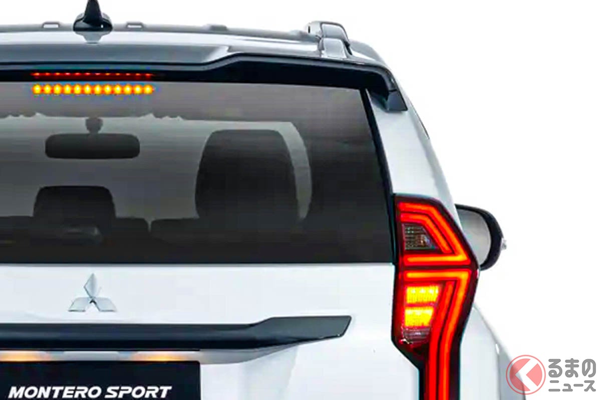 赤いアクセントがカッコイイ!