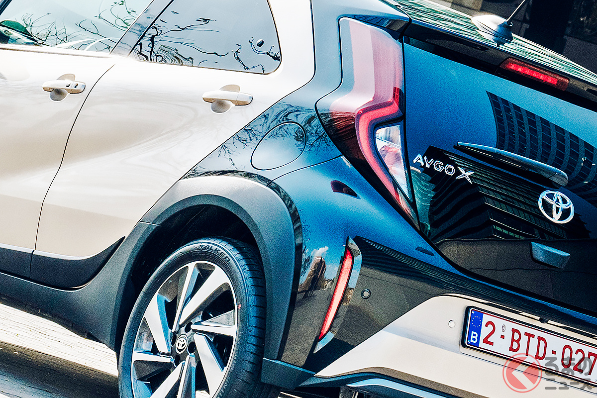 斬新な2トーンカラーも超カッコイイ! トヨタ「アイゴX」とはどんなクルマ!?