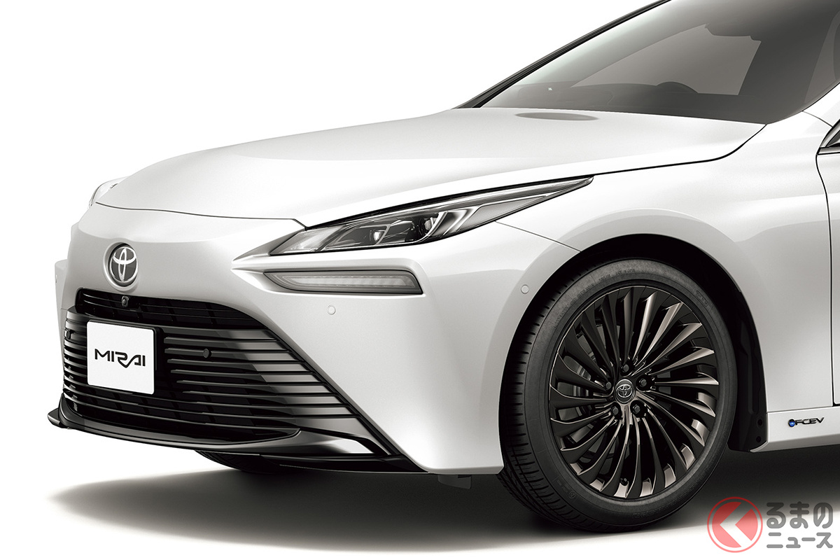 誕生から10年のトヨタ「ミライ」 一部改良で何が変わった?