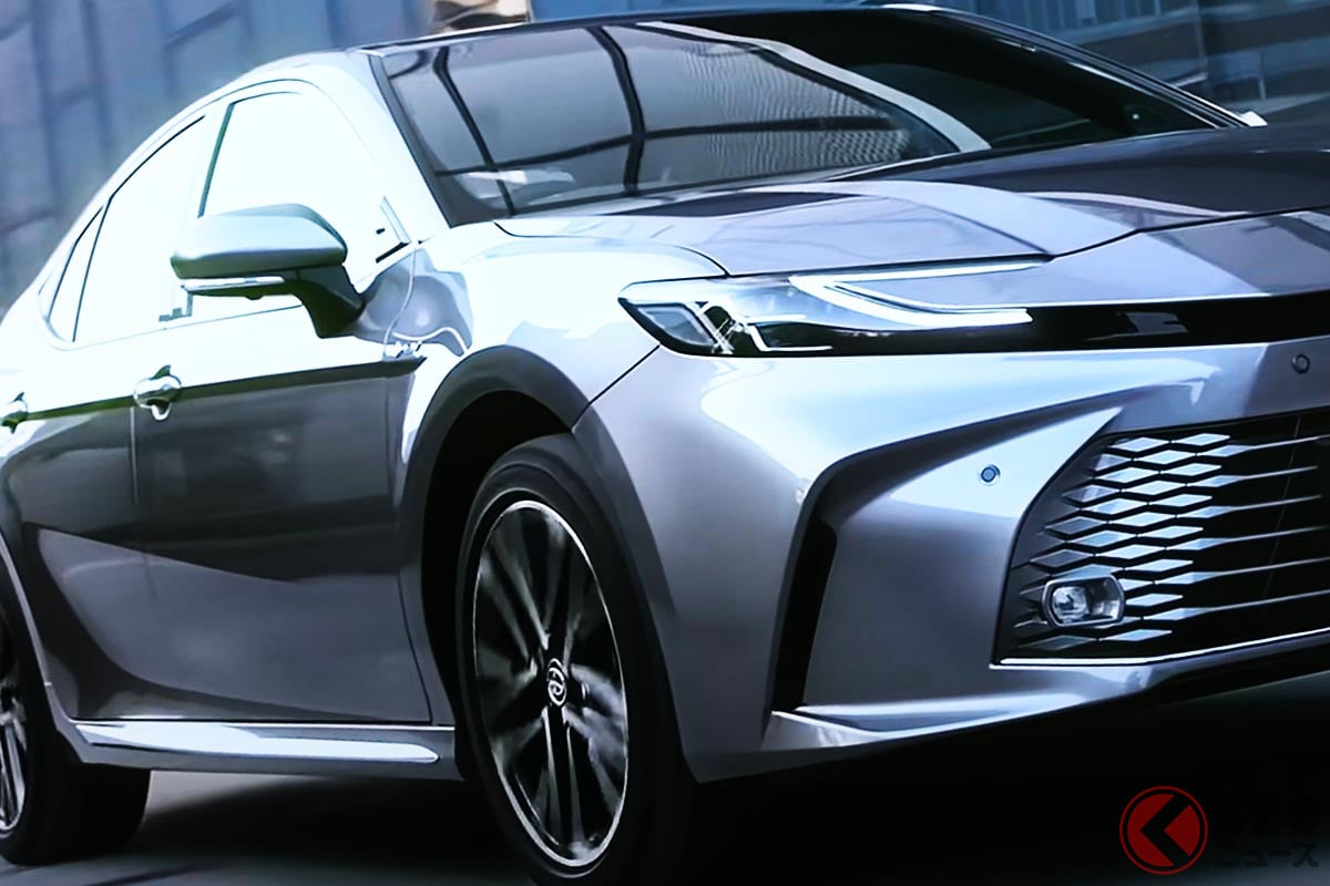トヨタ新型「カムリ」発表!
