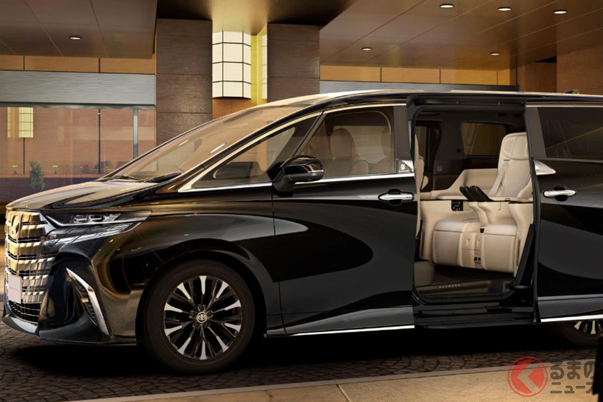 4人乗り「アルファード スペーシャスラウンジ」の豪華内装に反響集まる!