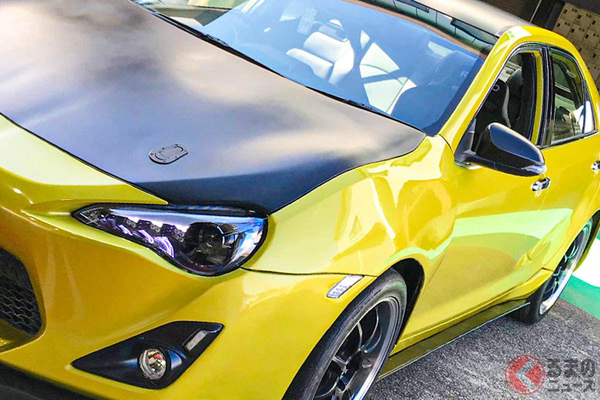 え?4ドア!?(画像提供:NATS)