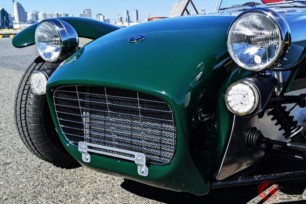 約900万円の超高級軽自動車となる「スーパーセブン600」