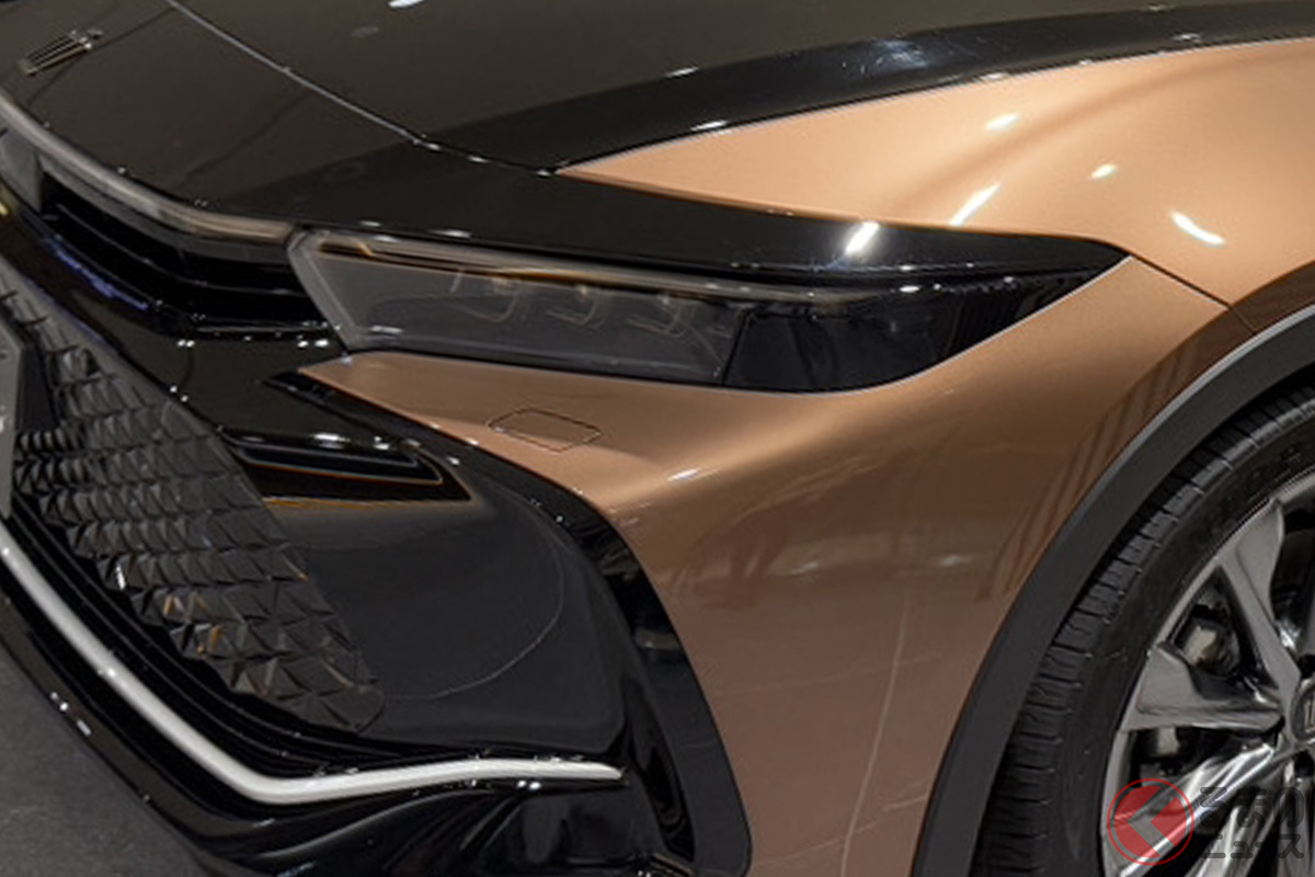 クラウンなのに屋根がない! クラウンオープンカーはなぜ誕生した?