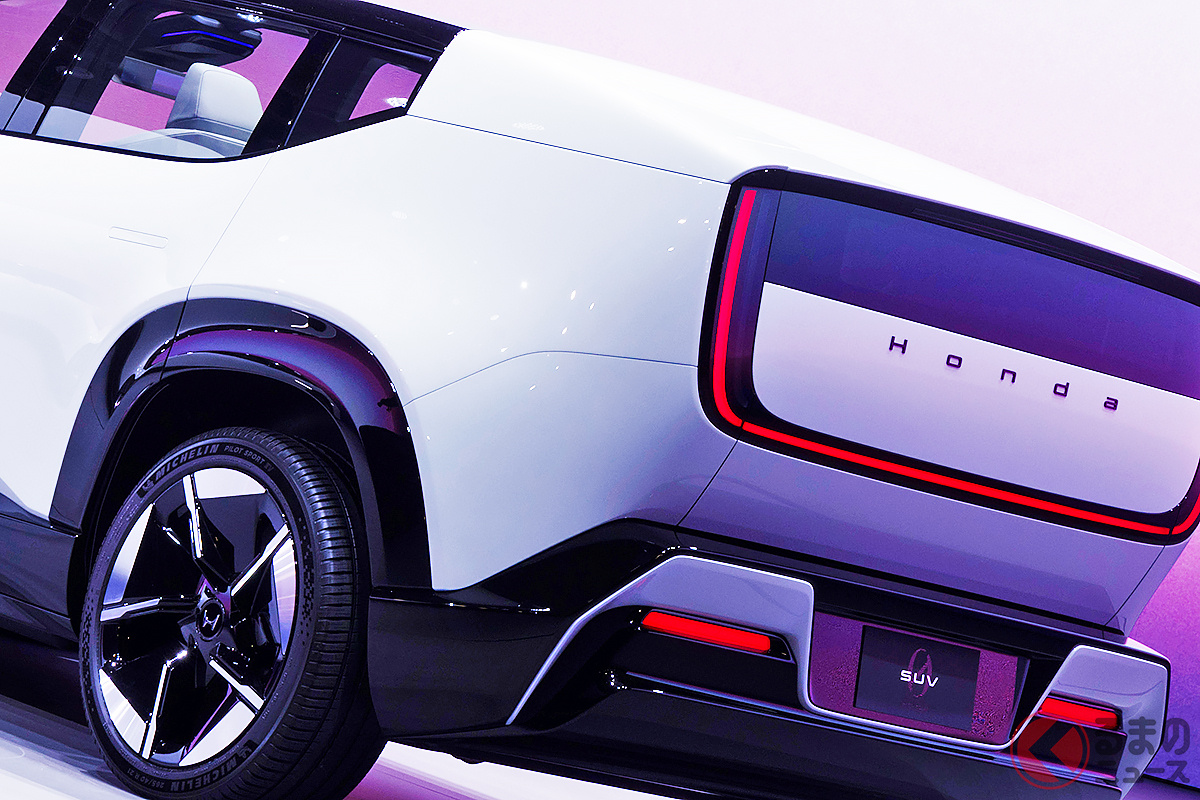 テールゲートはどうやって開くの!? ホンダ 新型グローバルEV「Honda 0(ホンダ ゼロ)」シリーズ第1弾となる「Honda 0 SUV(新型ホンダ ゼロSUV)」(プロトタイプ)