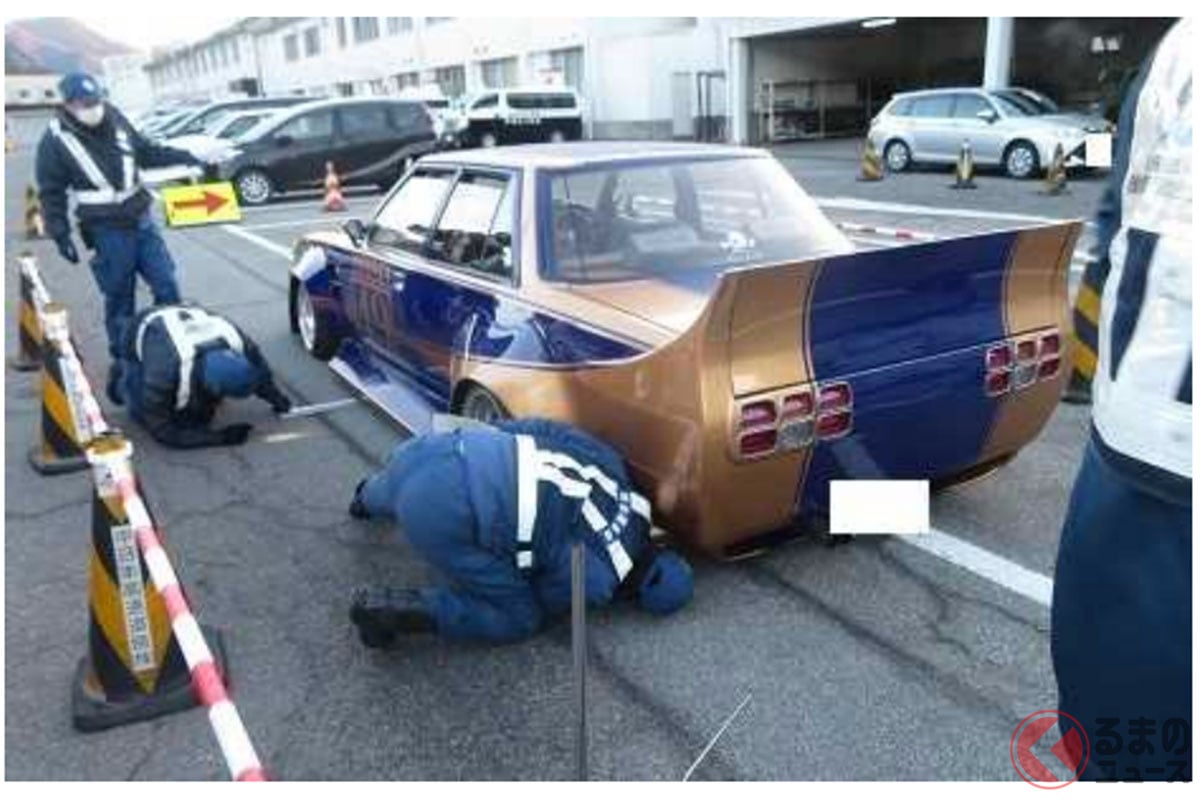 2024年12月の大月ICでの街頭検査の様子(写真提供:関東運輸局)