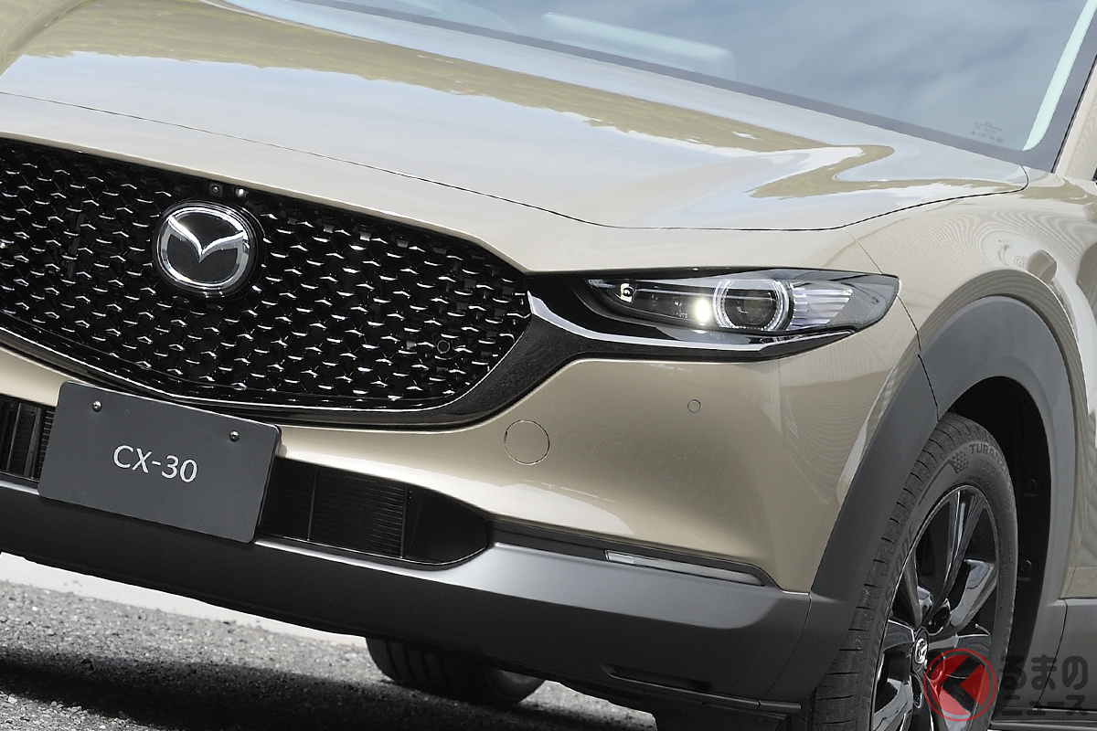 レトロでスポーティな「CX-30」特別仕様車