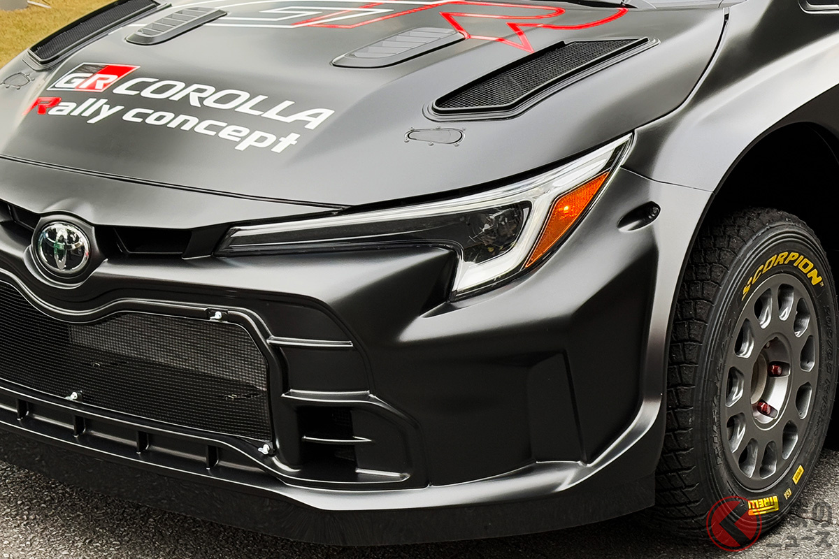 「GRカローラ・ラリーコンセプト」世界初公開! いきなりドリフト!