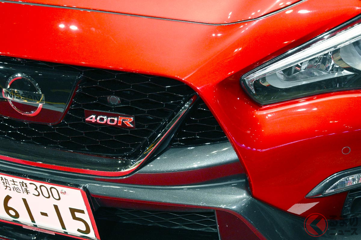 「6速MT」仕様の現行「スカイライン」登場!(画像は標準の「400R」)