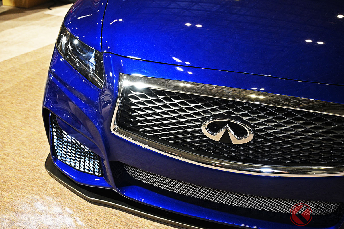 「スカイライン顔」にフェイススワップ!