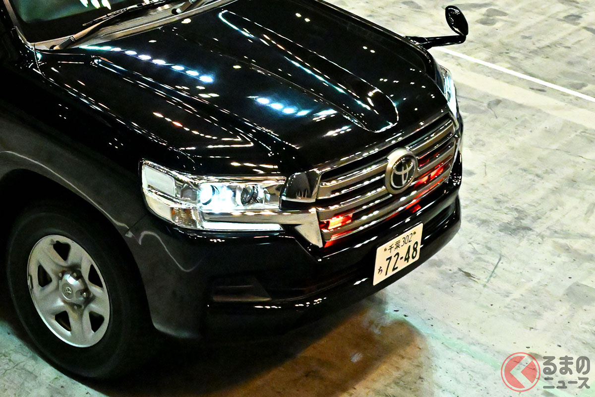 ランクルの「覆面」あった!