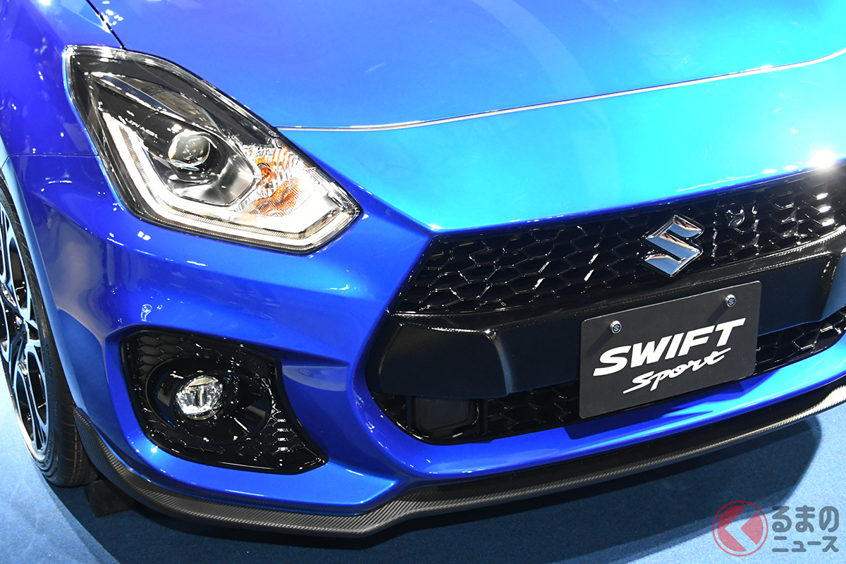 現行モデル最後となる「スイフト ZC33S Final Edition」