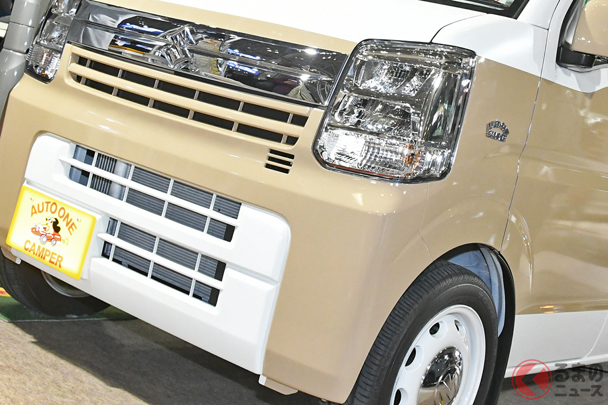 スズキの人気軽バン・ワゴン「エブリイ」で「4人」寝られる!?