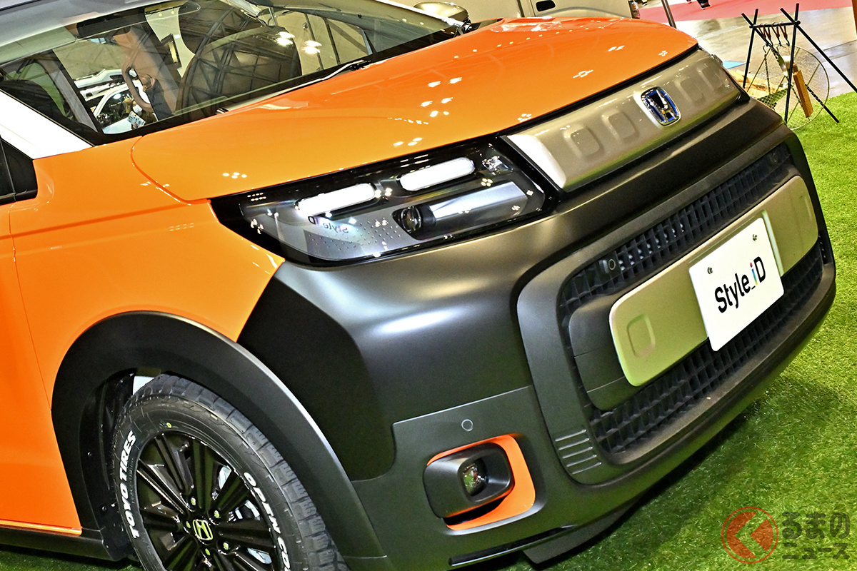 無限大のカスタマイズが可能な「フリードクロスターStyle_iD」とは