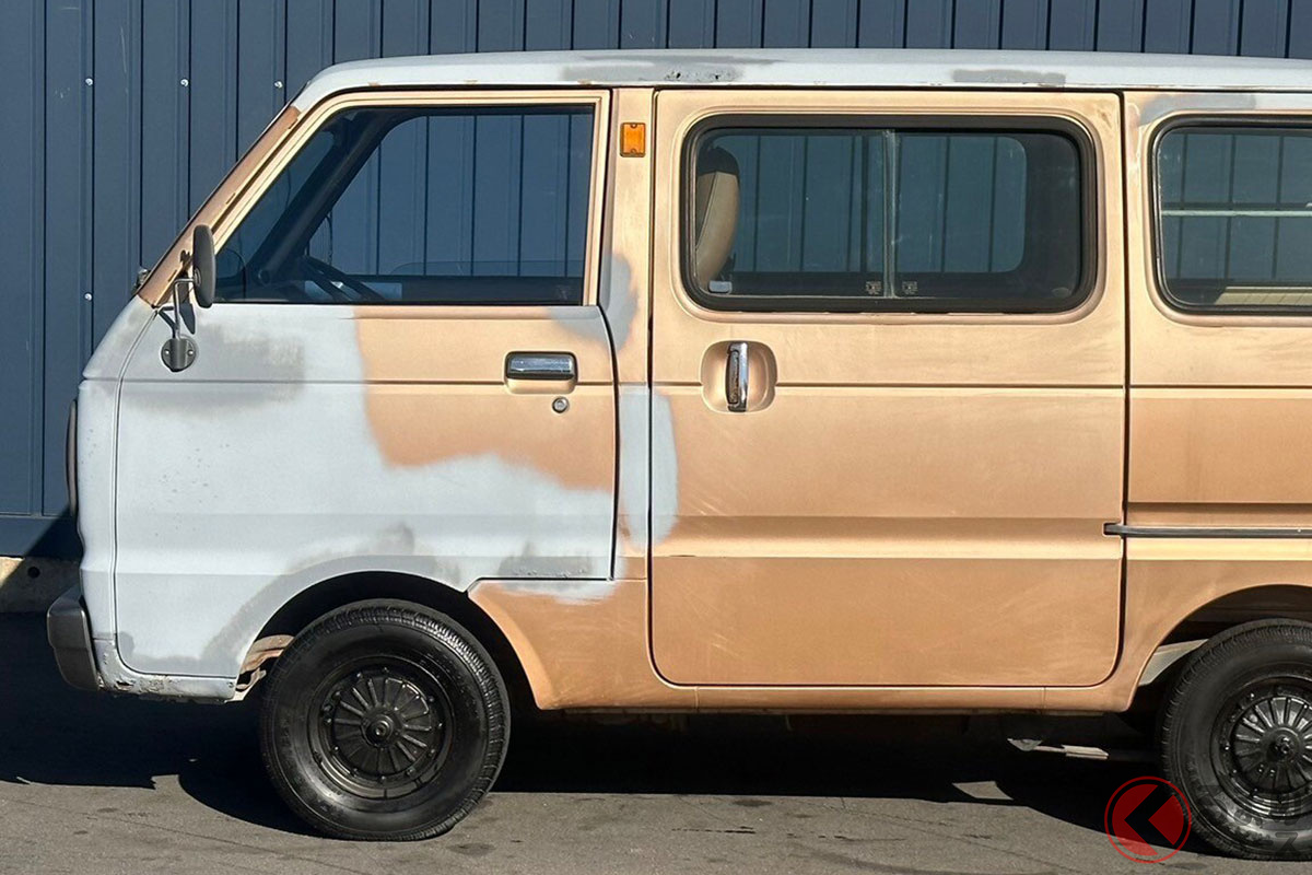 1981年式ダイハツ「ハイゼット」の中古車(画像提供:BAKUYASU AUTO バクヤスオート)