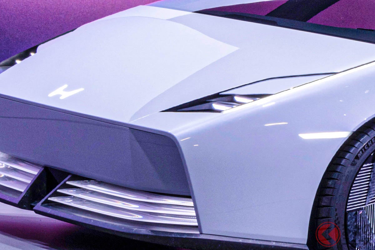 もはやスーパーカー!