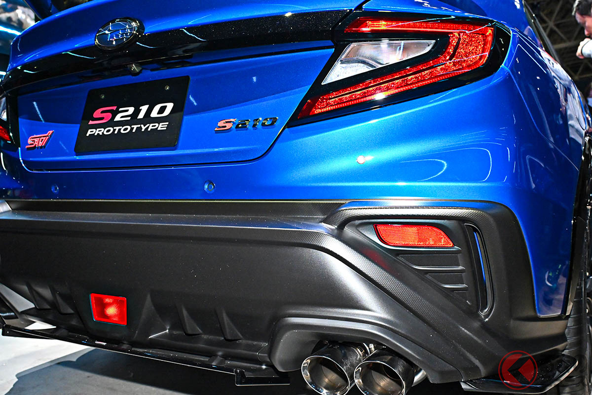 新型スポーティセダン「S210」!