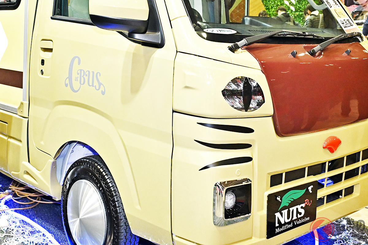 めちゃカワイイ! 新型「ネコバス」の正体とは