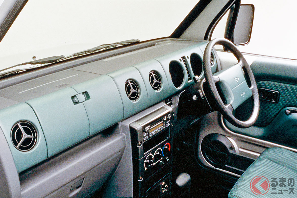 内装も個性的! 細部まで凝ったデザインがすごいダイハツ「ネイキッド」