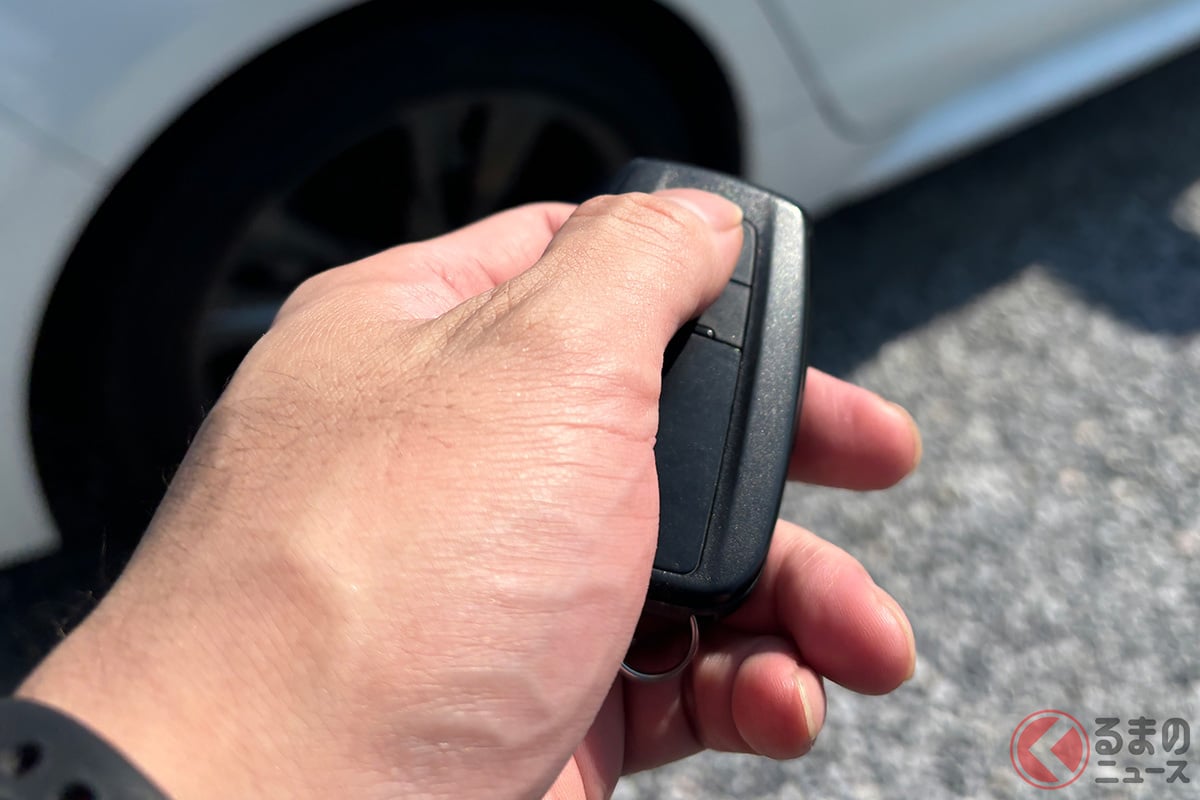 スマートキーが電池切れ…どうする?