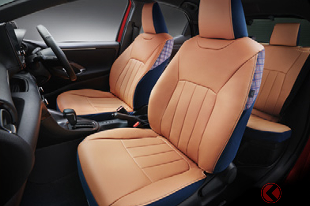 まるでクラシックな高級車風の内装に! トヨタ最新「ヤリス」の“渋イイ”アクセサリーとは?