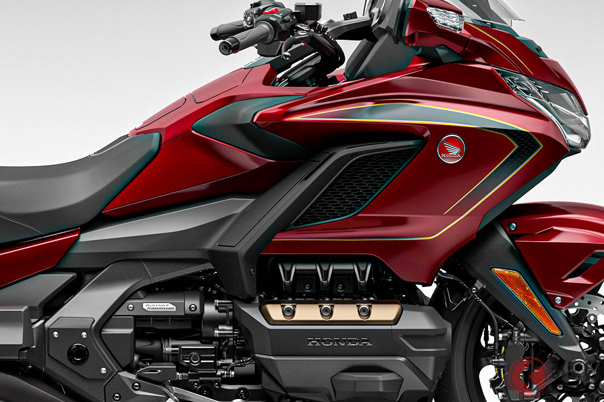 迫力の1.8リッター水平対向6気筒エンジン搭載!