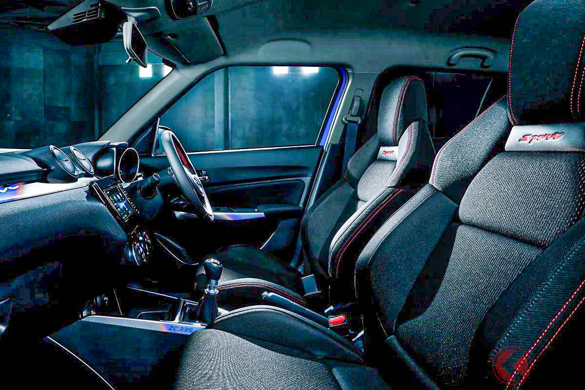 内装もカッコイイ!