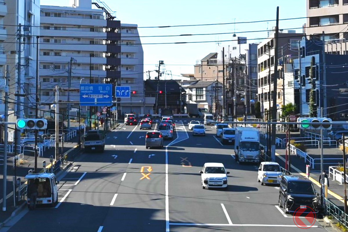 突き当たりで途切れている、目白台の不忍通り。これが早稲田まで延伸する