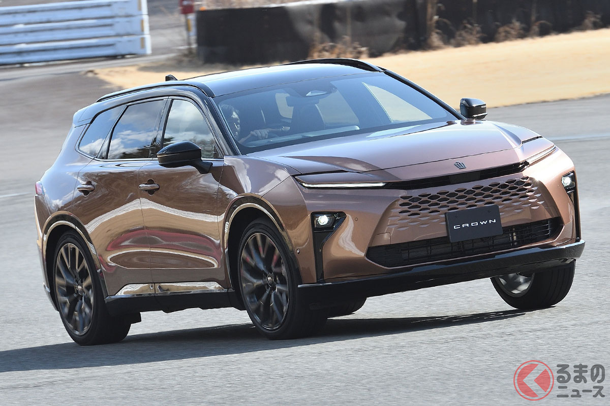 トヨタ新型「クラウンエステート」HEVモデル