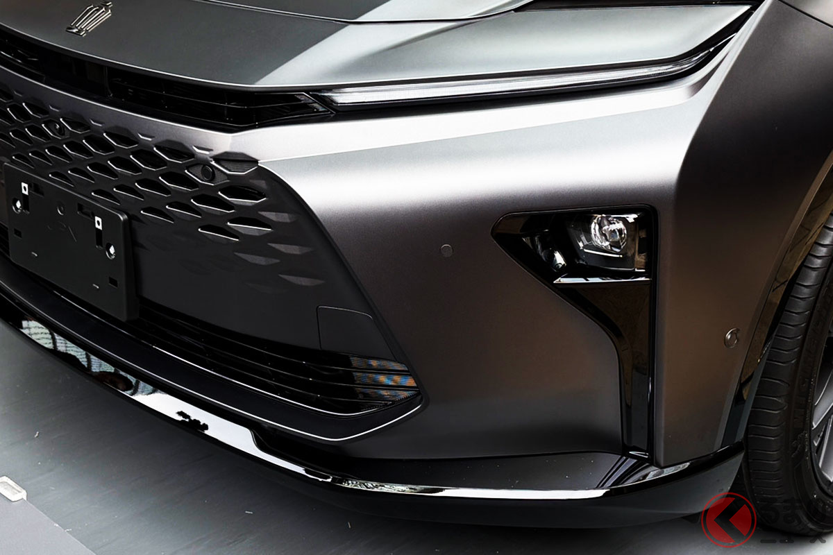 マットブラックの「クラウンエステート」公開!