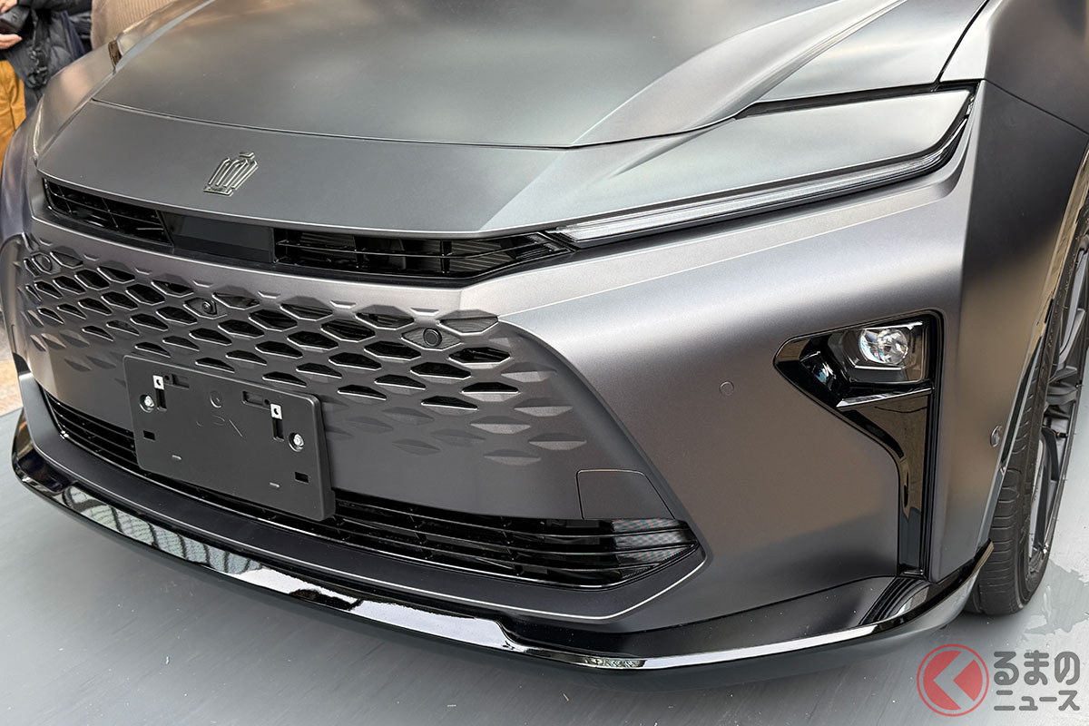 マットな質感がカッコイイ!