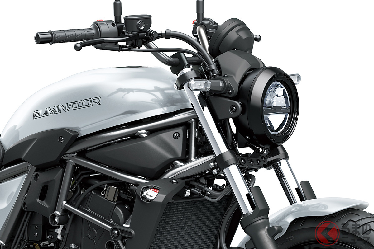 艶のあるボディカラーがメカニカルな造形を際立たせる!