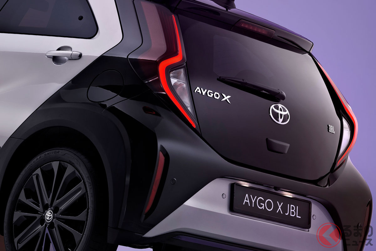 斬新な2トーンカラーがカッコいいトヨタ「アイゴX」